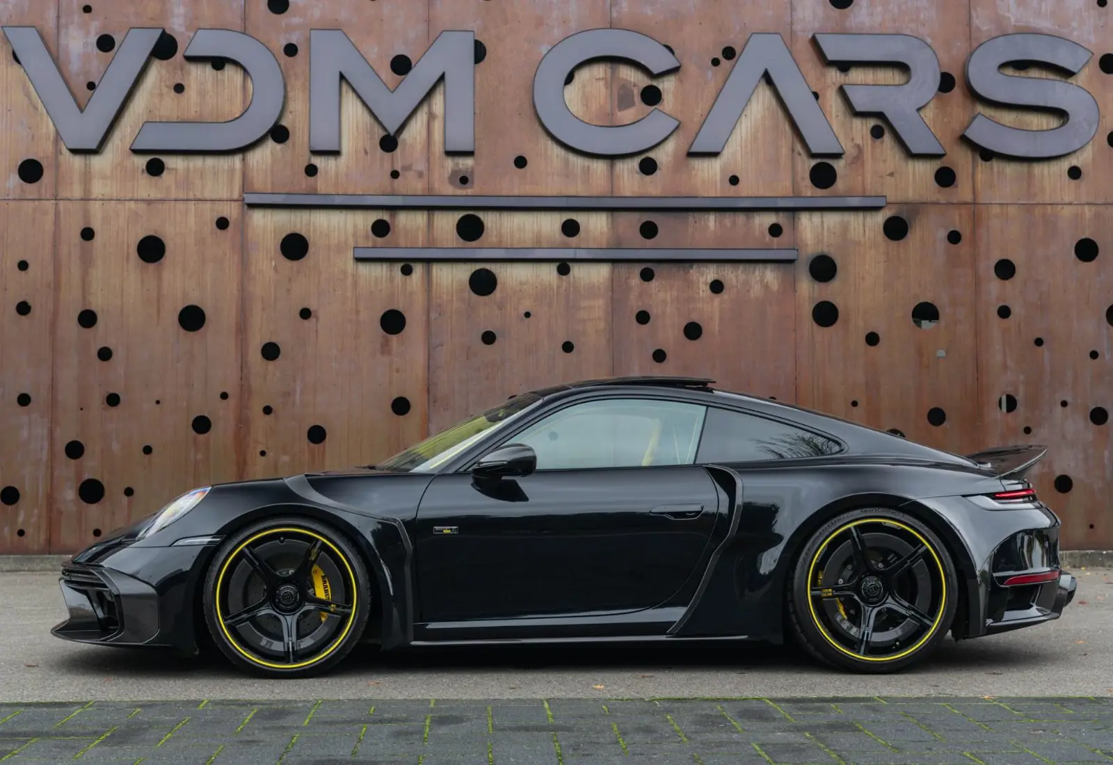 Porsche 992 BRABUS ROCKET R * 1 OF 25 * 900HP * CARBON * LIFT *  - 120183