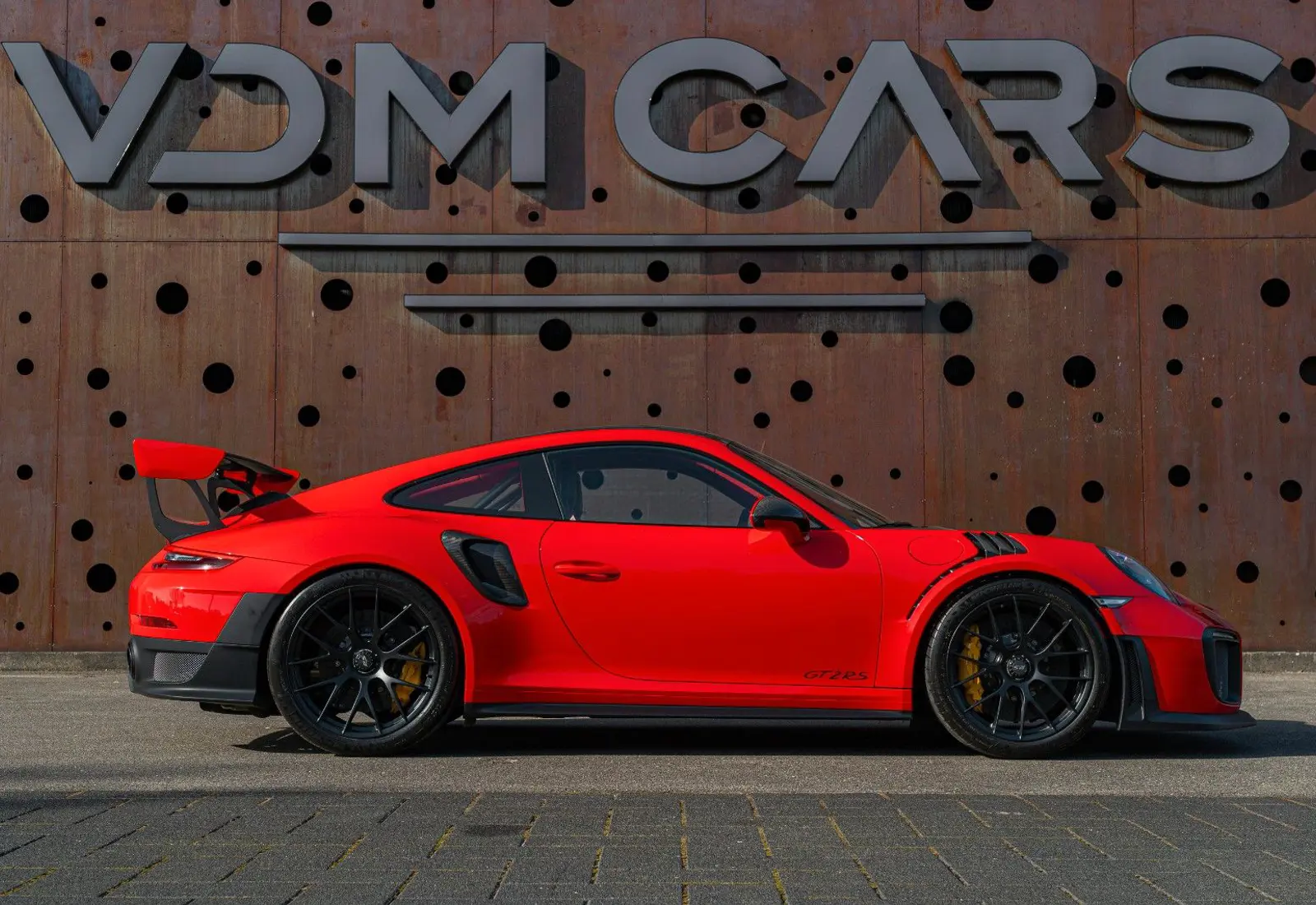 Porsche 911 GT2 RS * WEISSACH * 1.OWNER * ONLY 732KM * NEW - 135786