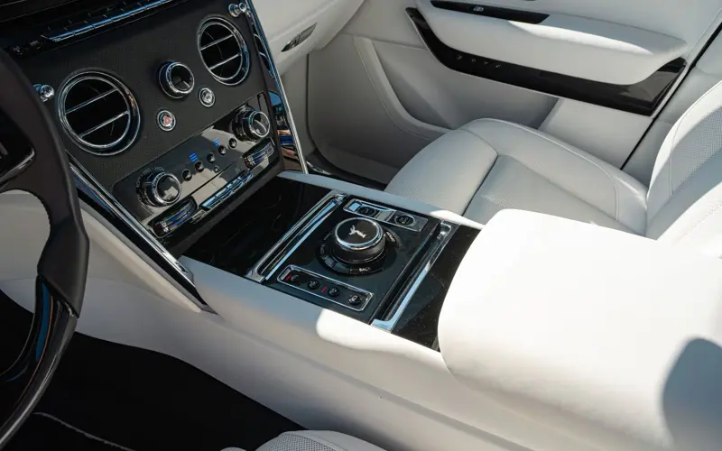 Rolls-Royce Cullinan MANSORY * FORGED CARBON * ONLY 7600 KM *  - 166848