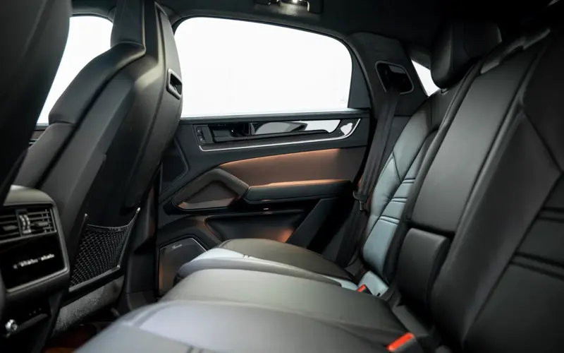 Porsche Cayenne Coupe Turbo E-Hybrid * PTS * GT PACKAGE *  - 136653