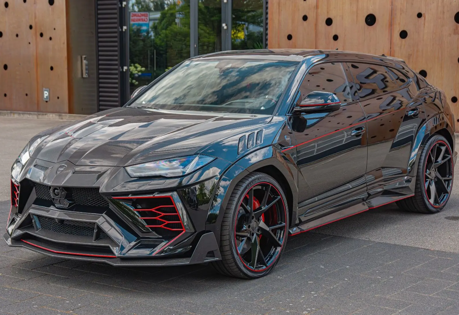 Lamborghini Urus Mansory Venatus * FULL CARBON * WIDEBODY *  - 106210