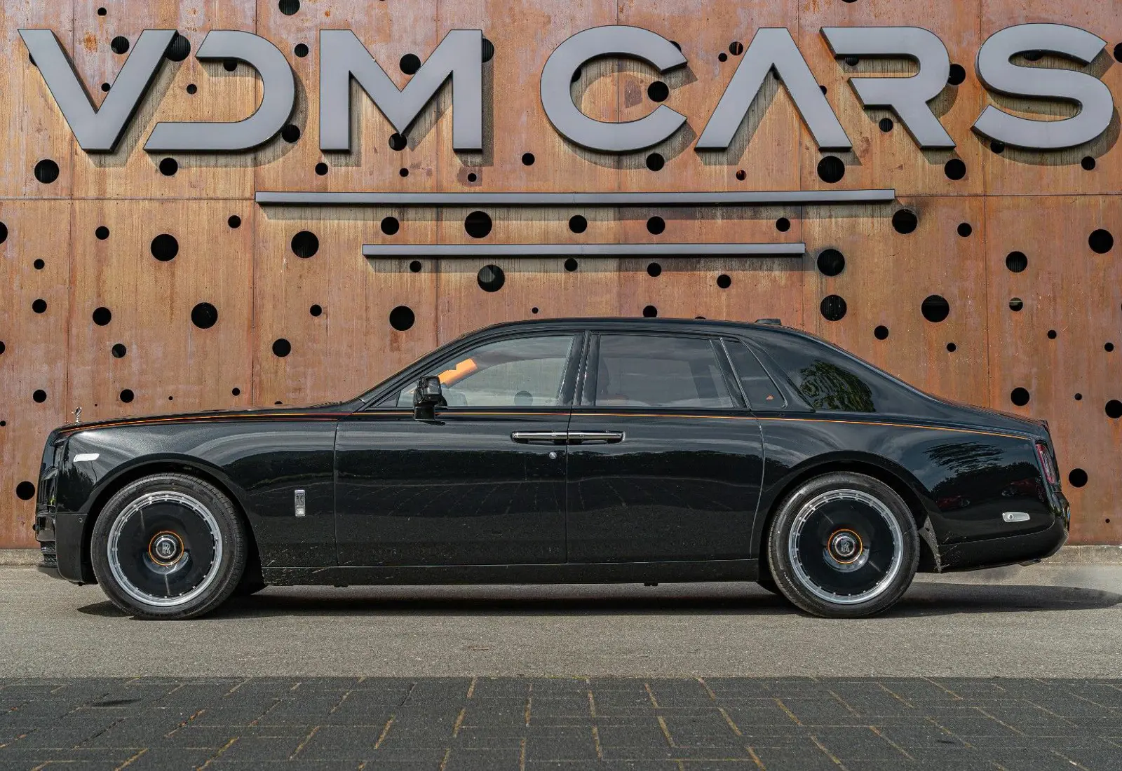 Rolls-Royce Phantom * COC ONLY * PROD.25 * BESPOKE * STARLIGHT * THEA - 139473
