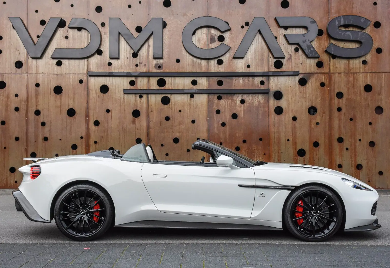 Aston Martin Vanquish Zagato Volante * 1 OF 99 * ONLY 7.000KM *  - 58154