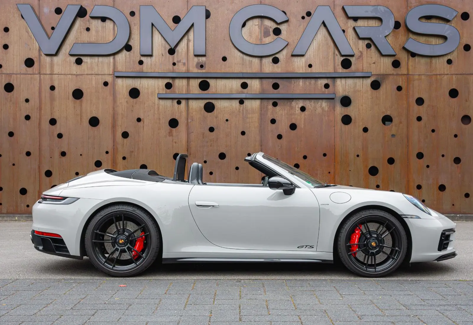 Porsche 992 Carrera 4 GTS Cabrio * 18 WEG * BOSE * SPORT * PASM *  - 86406
