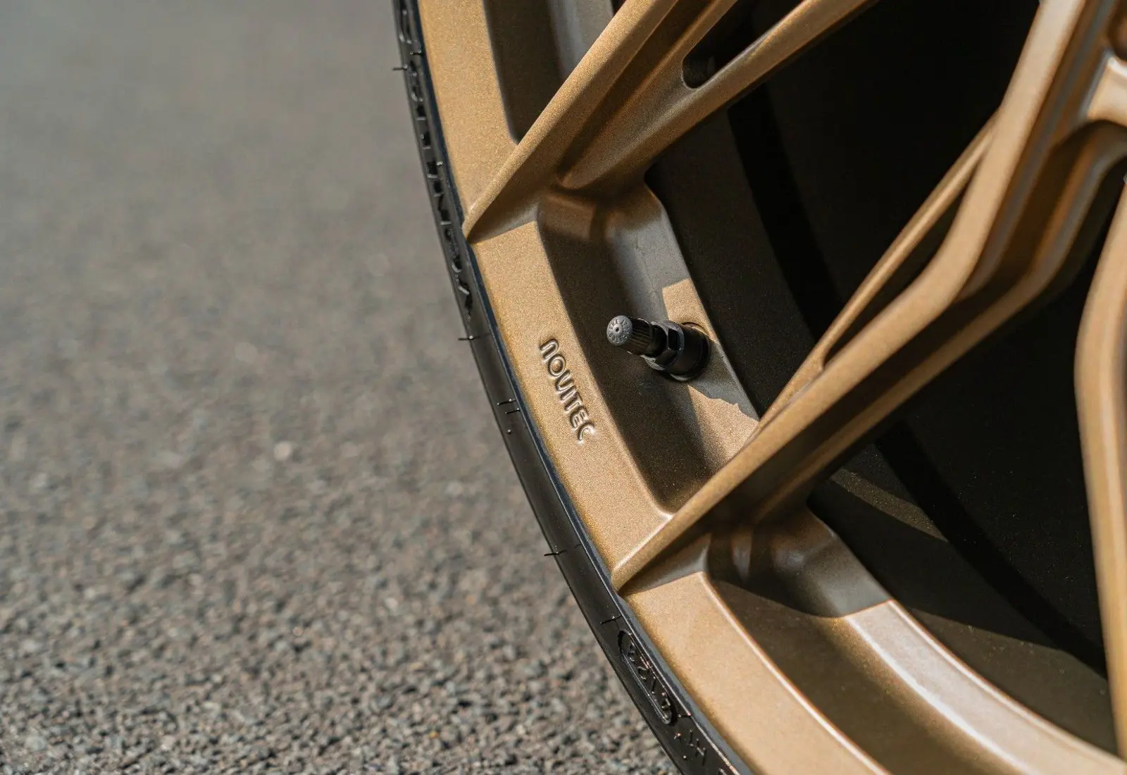 Ferrari Roma Spider * SPECIAL COLOR * ADAS * VENT * 360 * VOLL *  - 136167