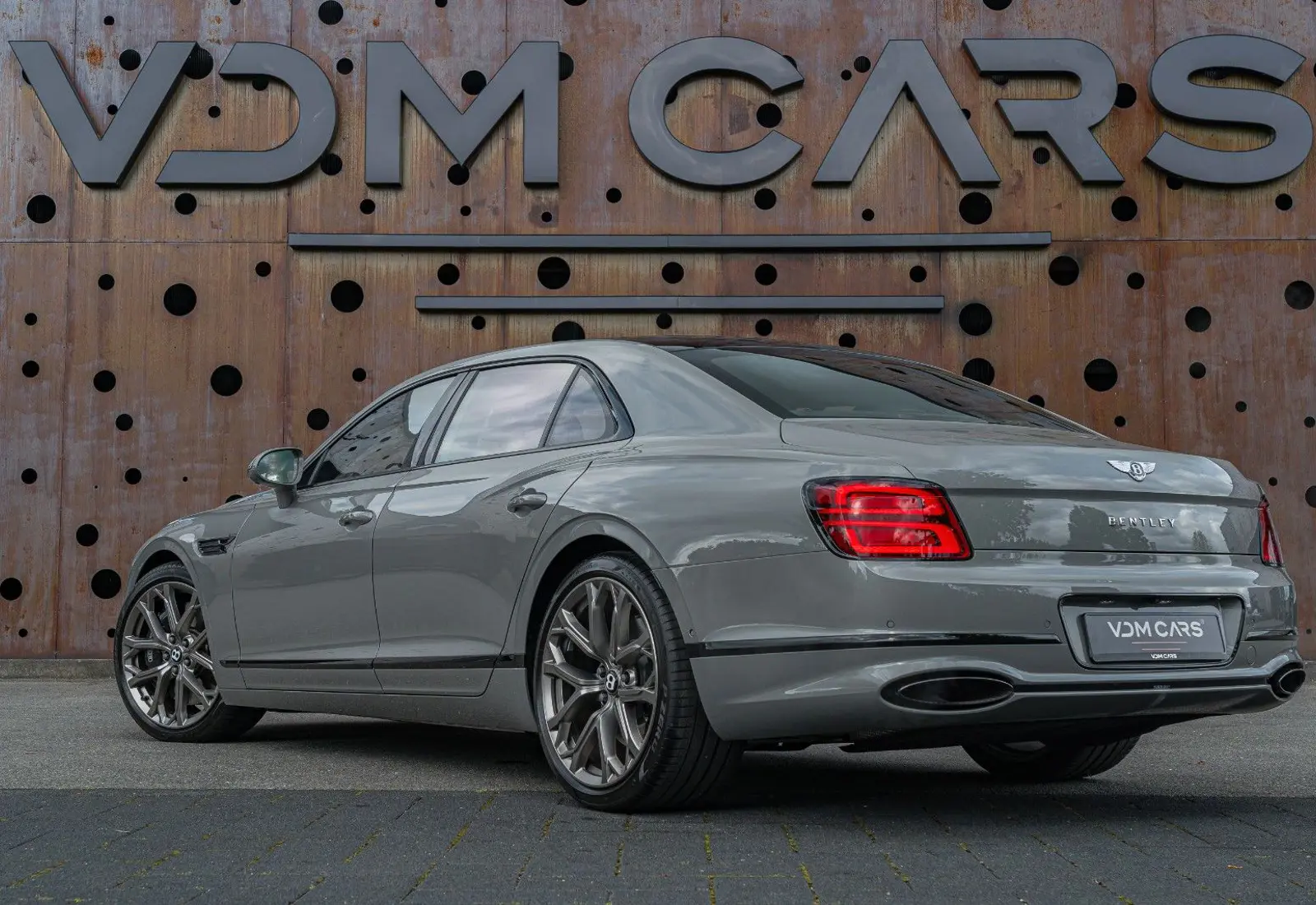 Bentley Flying Spur W12 Speed * Mulliner * B&amp;O * Tour * Blackli - 145235