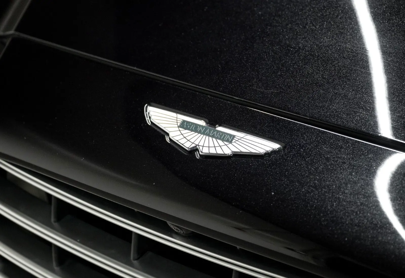 Aston Martin DBX 707 * Carbon * Sitzbelüftung * ACC * 360 * DesignPack - 168100
