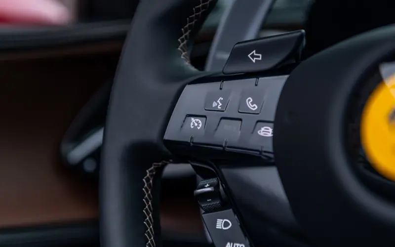 Ferrari SF90 Spider * LIFT * CARPLAY * AFS * TWO-TONE * CARBON *  - 119147