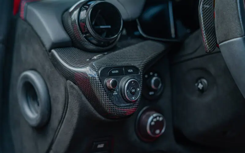 Ferrari F12 Berlinetta * ALCANTARA * CUSTOM * CARBON *  - 137304