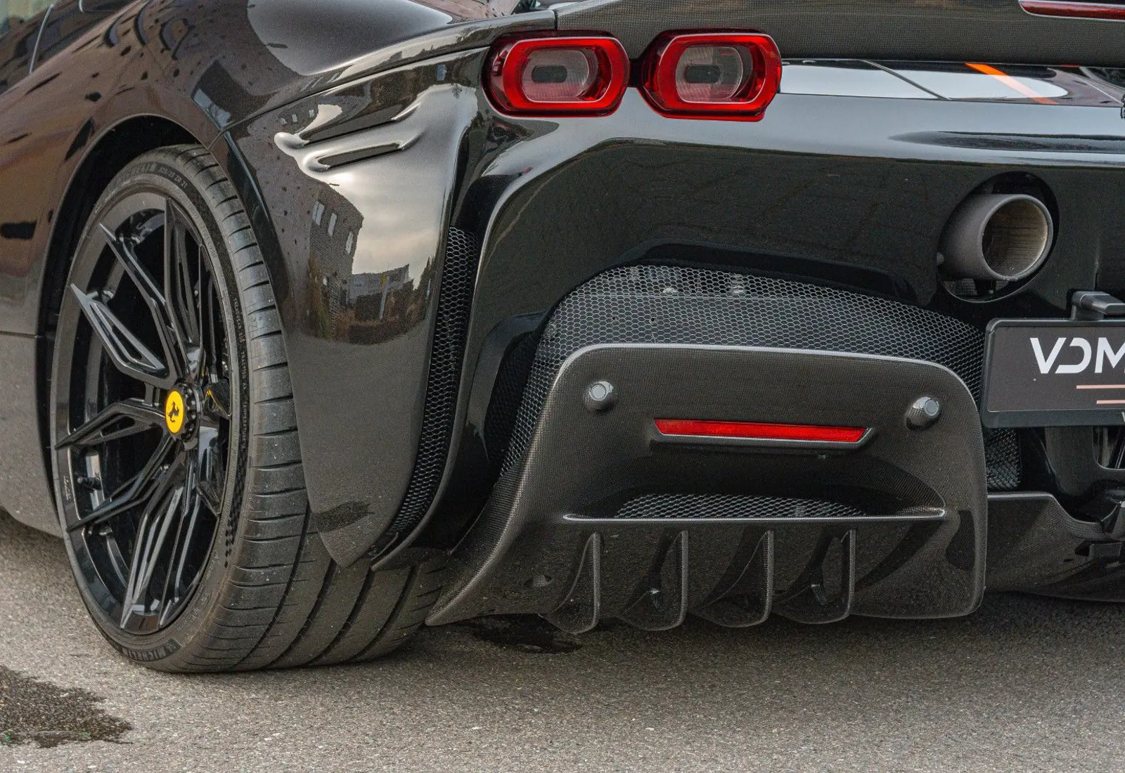 Ferrari SF90 Spider Assetto Fiorano * CARBON (11x) * XPEL *  - 131686