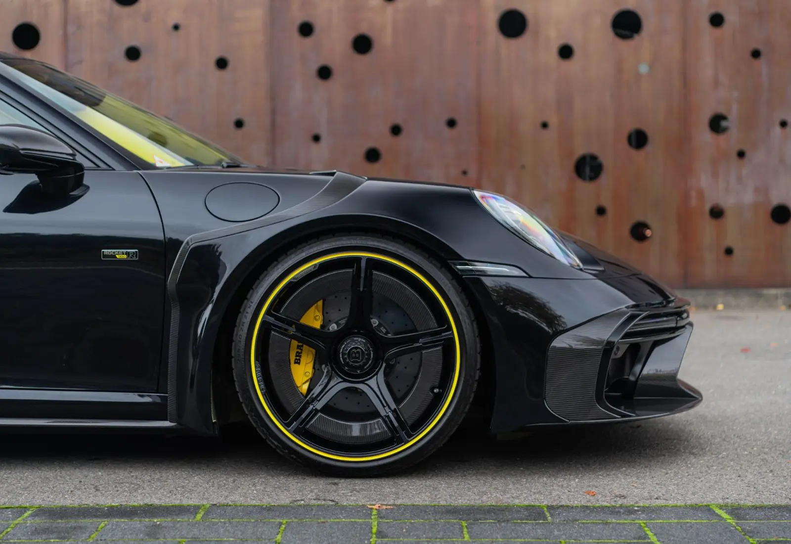 Porsche 911 BRABUS ROCKET R * 1 OF 25 * 900HP * CARBON * LIFT *  - 135081