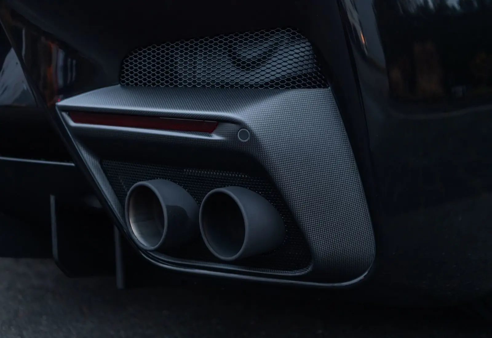 Ferrari F12 TDF * 1/799 * ONLY 513 KM * MATT CARBON * 1 OWNER *  - 124654