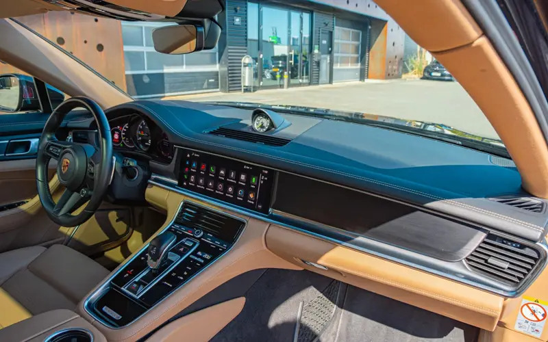 Porsche Panamera Sport Turismo 4 E-Hybrid Platinum Editi - 144987