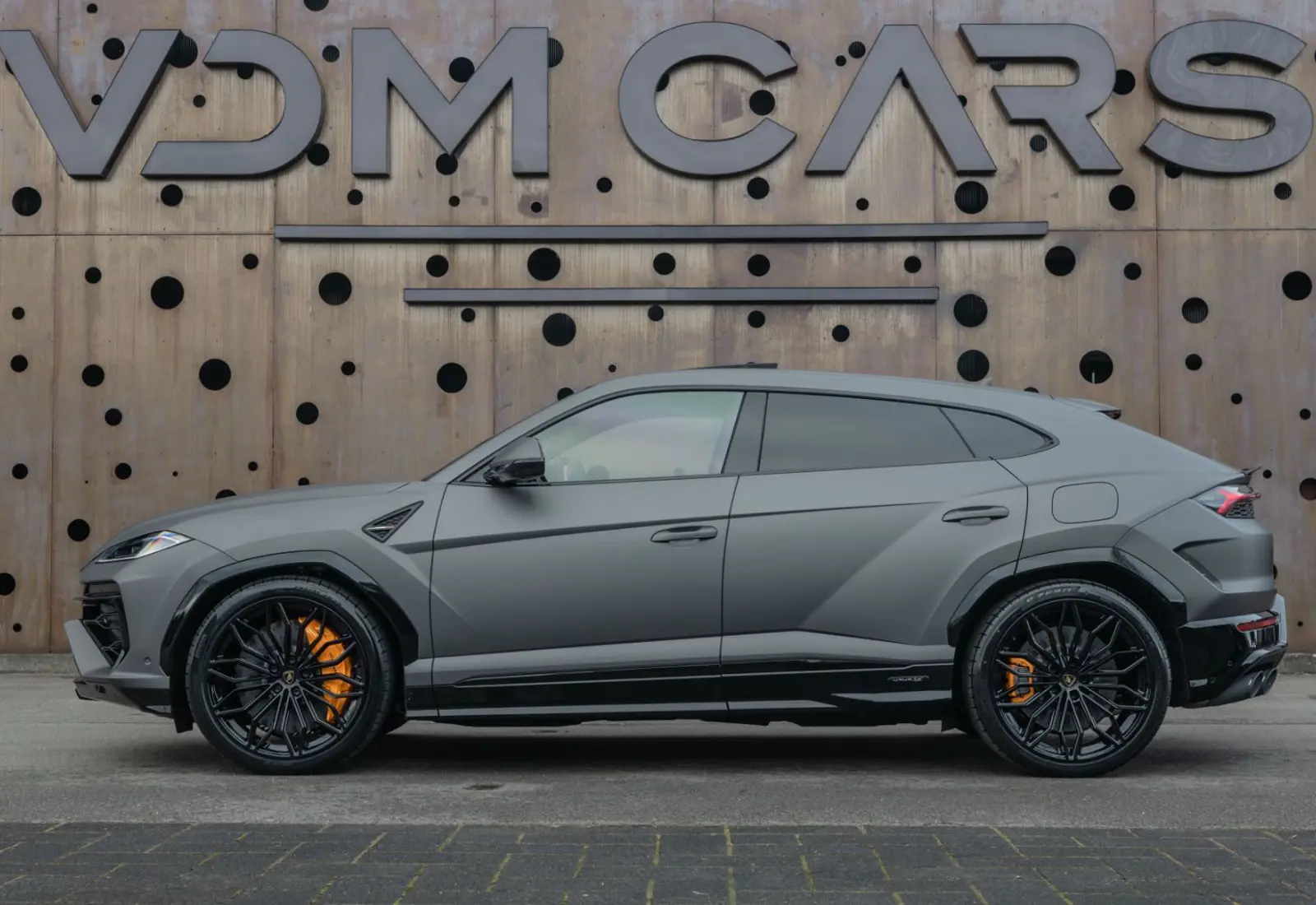 Lamborghini Urus SE * KERES MATTE * SONUS * MAINTENANCE PACK * 23" *  - 128137