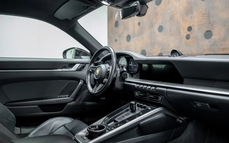 Porsche 911 Carrera 4S * 18-WEG * H.ACHSLENKUNG * SITZBELÜFT *  - 138441