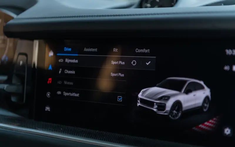 Porsche Cayenne Coupe Turbo E-Hybrid * PTS * GT PACKAGE *  - 127626