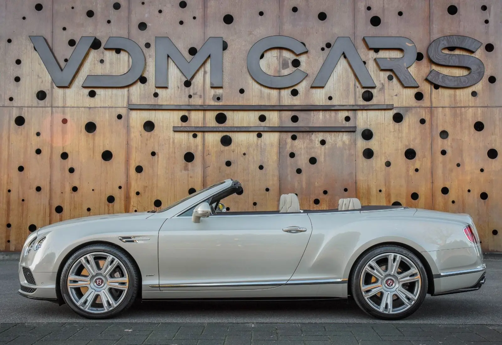 Bentley Continental GTC V8 S * 1. OWNER * MULLINER * MASSAGE *  - 69099