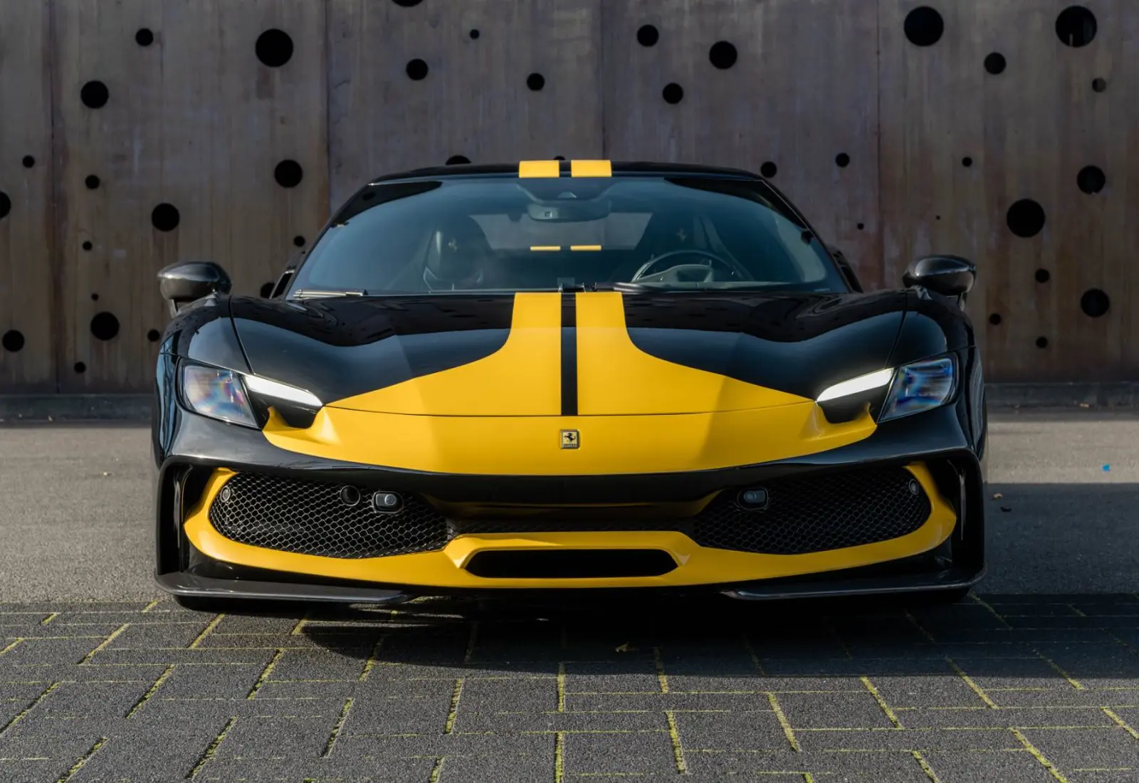 Ferrari 296 GTB NOVITEC N-LARGO * Assetto Fiorano * 1 / 15 *  - 122395