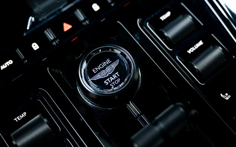 Aston Martin DBX 4.0 V8 707 * FACELIFT * ACC * 360 *  - 168159