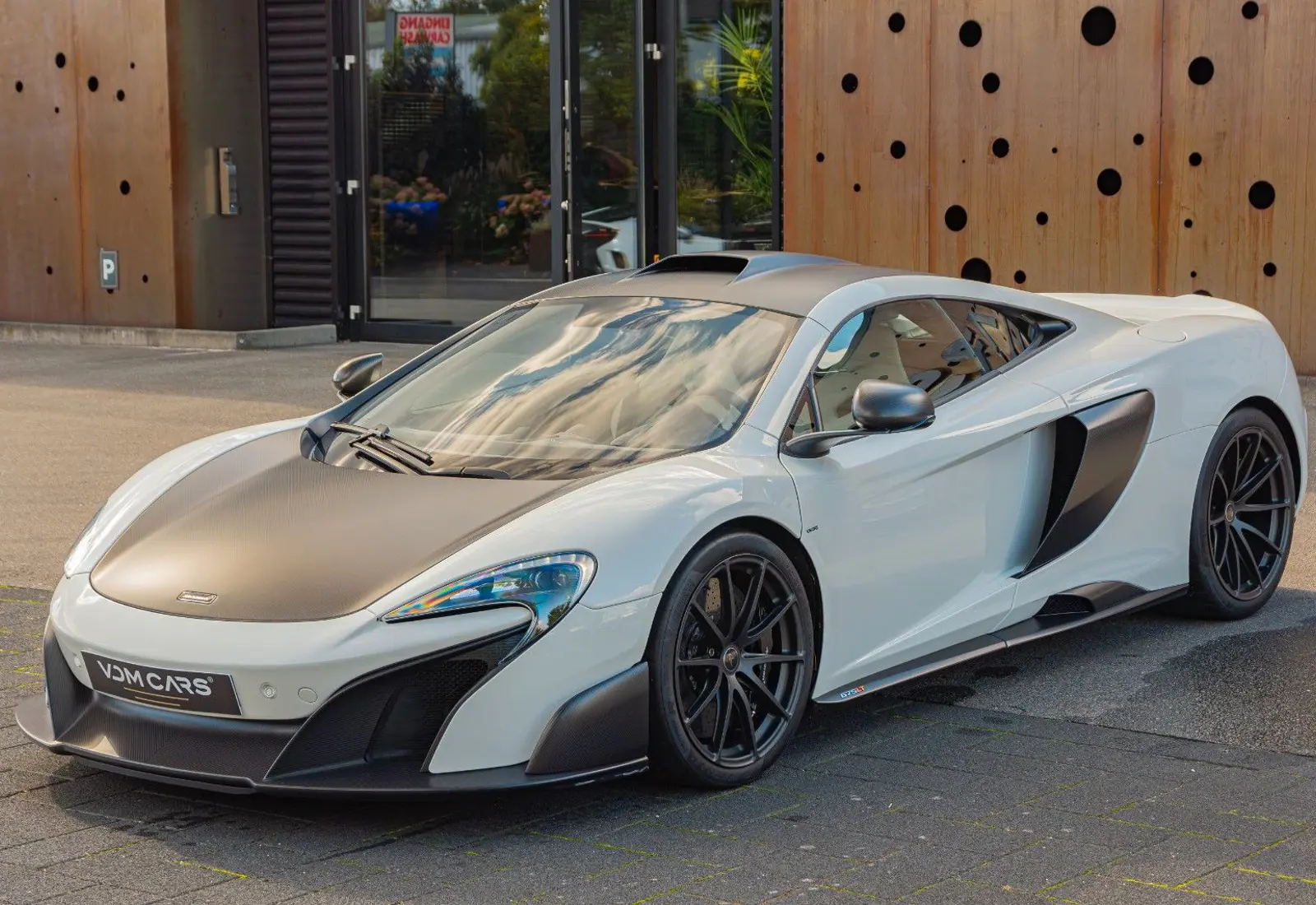 McLaren 675LT | 1st Owner | MSO Roof Scoop | Carbon | - 64125