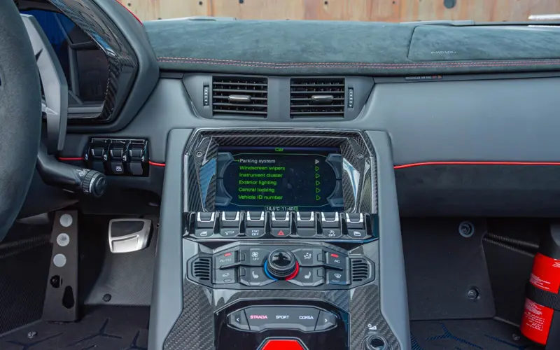 Lamborghini Aventador SV Roadster * ONLY 1.650 KM * 1 OF 500 *  - 131316