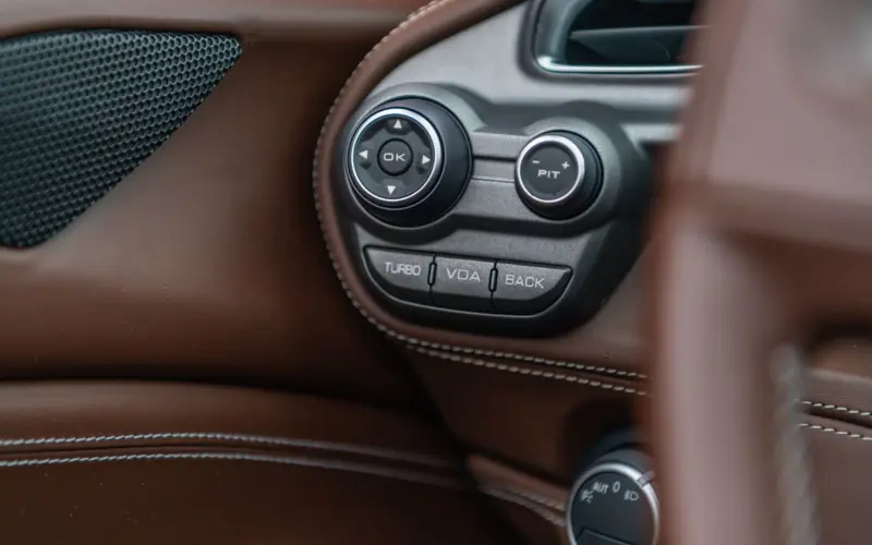 Ferrari 488 Spider HELE * SERVICE NEW * WARRANTY * ELEC.SEAT *  - 138619