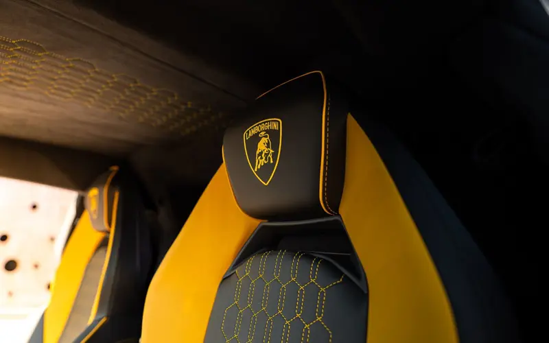 Lamborghini Revuelto 6.5 V12 * NEW CAR * AVAILABLE * BI COLOR - 168884