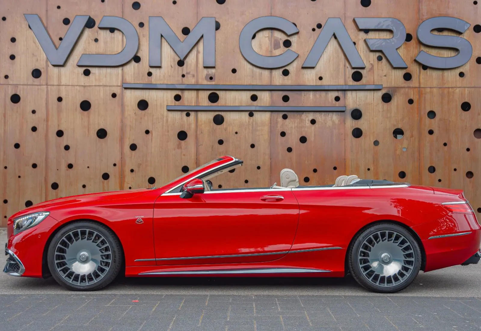 Maybach S 650 Cabriolet * 1 OF 300 Limited * Zirkon Red *  - 106250