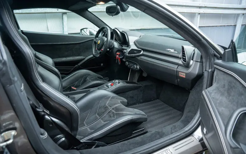 Ferrari 458 Italia * CARBON SEATS * LIFT * AFS * CAMERA * MWST *  - 153651
