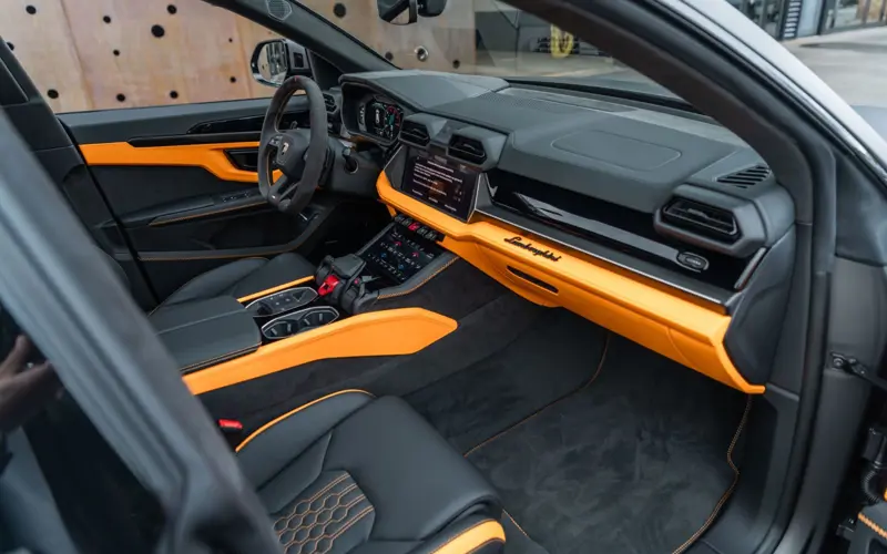 Lamborghini Urus SE * KERES MATTE * SONUS * MAINTENANCE PACK * 23" *  - 128157