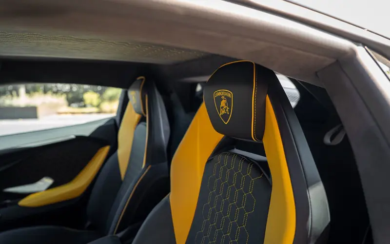 Lamborghini Revuelto 6.5 V12 * NEW CAR * AVAILABLE * BI COLOR - 168868