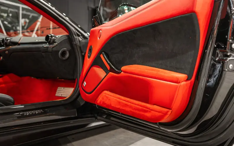 Ferrari F12 Berlinetta * ALCANTARA * CUSTOM * CARBON *  - 135031