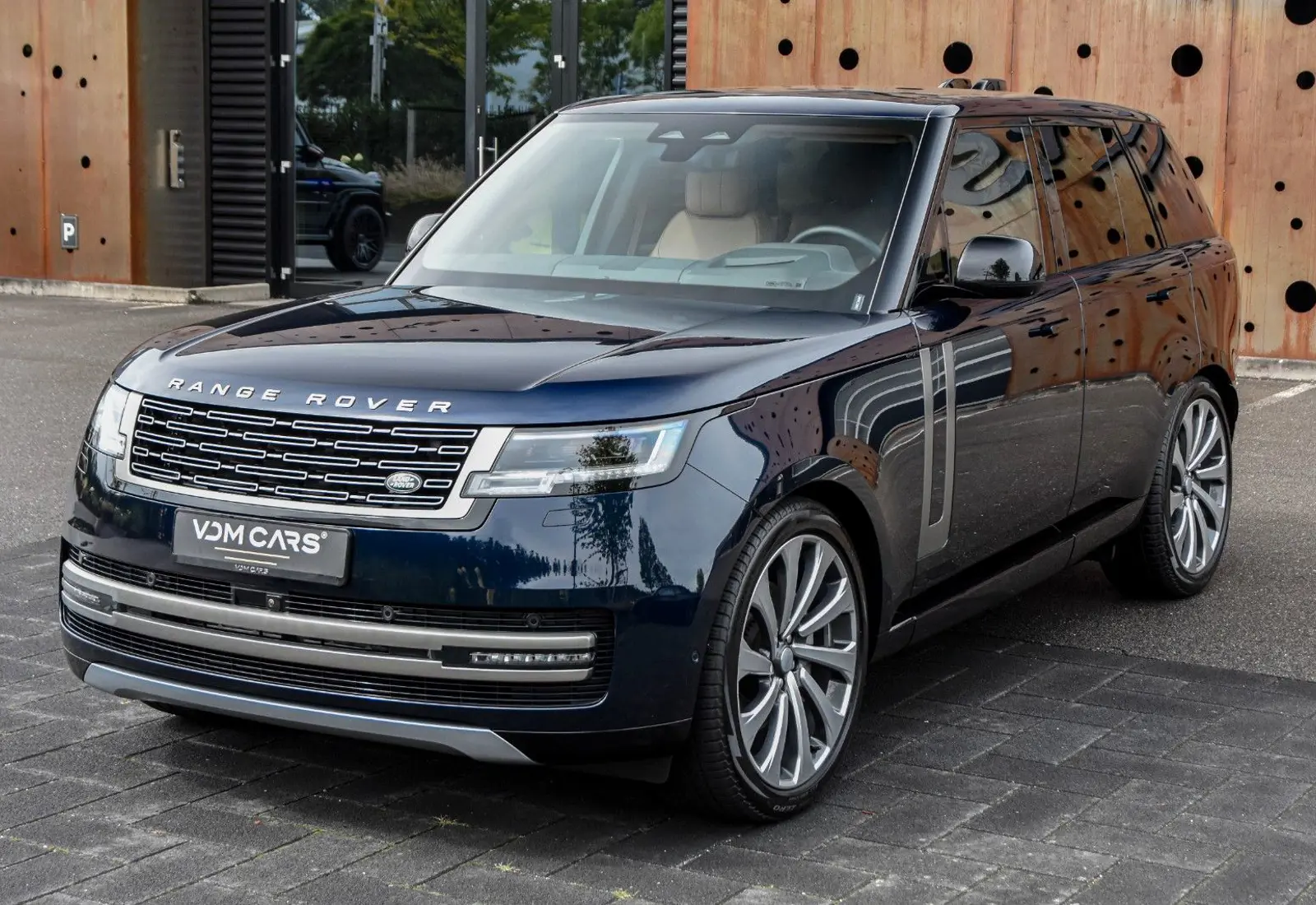 Land Rover Range Rover D300 HSE * BESPOKE * CARPLAY * PANO * 360 *  - 144945