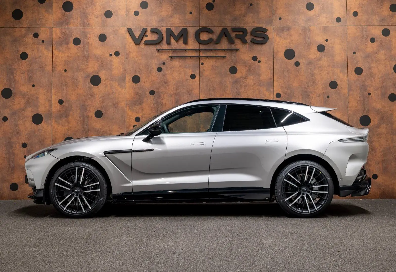 Aston Martin DBX 4.0 V8 707 * FACELIFT * ACC * 360 *  - 168138
