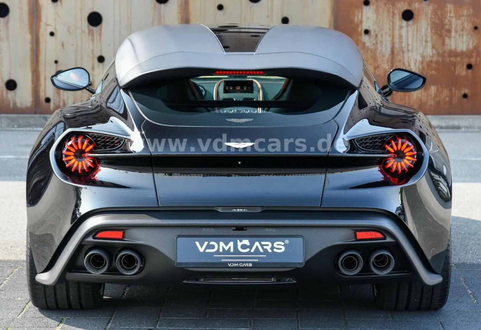 Aston Martin Vanquish Zagato Shooting Brake | 1 of 99 | NEW - 105155