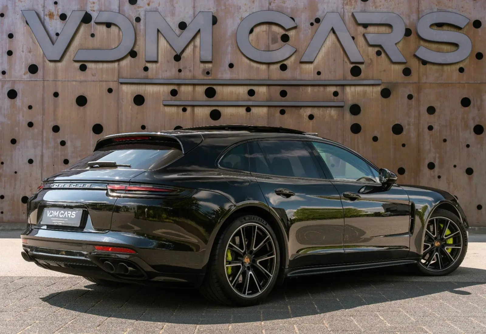 Porsche Panamera Sport Turismo 4 E-Hybrid * SPORTPAKET * CH - 168548