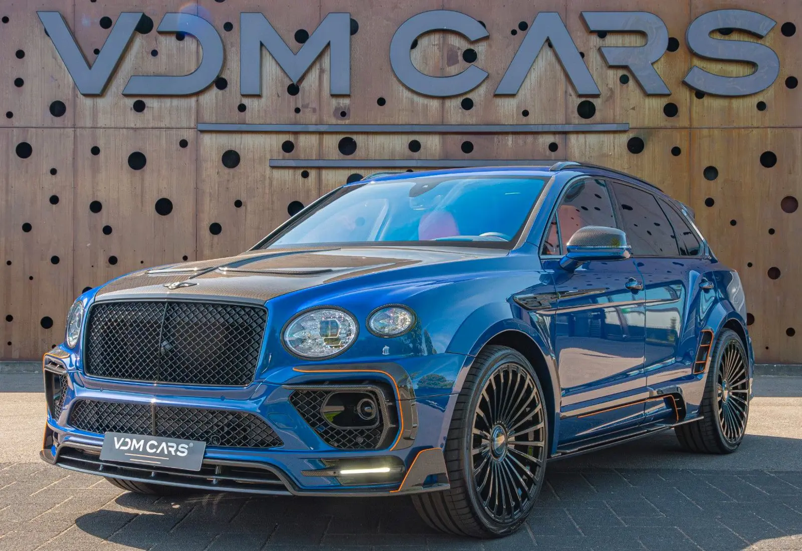 Bentley Bentayga V8 MANSORY * FULL CARBON * CERAMIC BRAKES *  - 85903