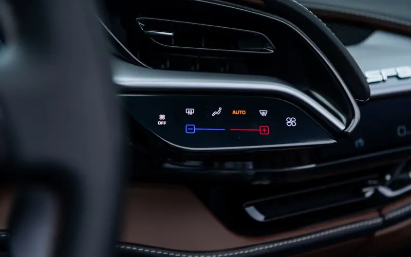 Ferrari SF90 Spider * LIFT * CARPLAY * AFS * TWO-TONE * CARBON *  - 166957