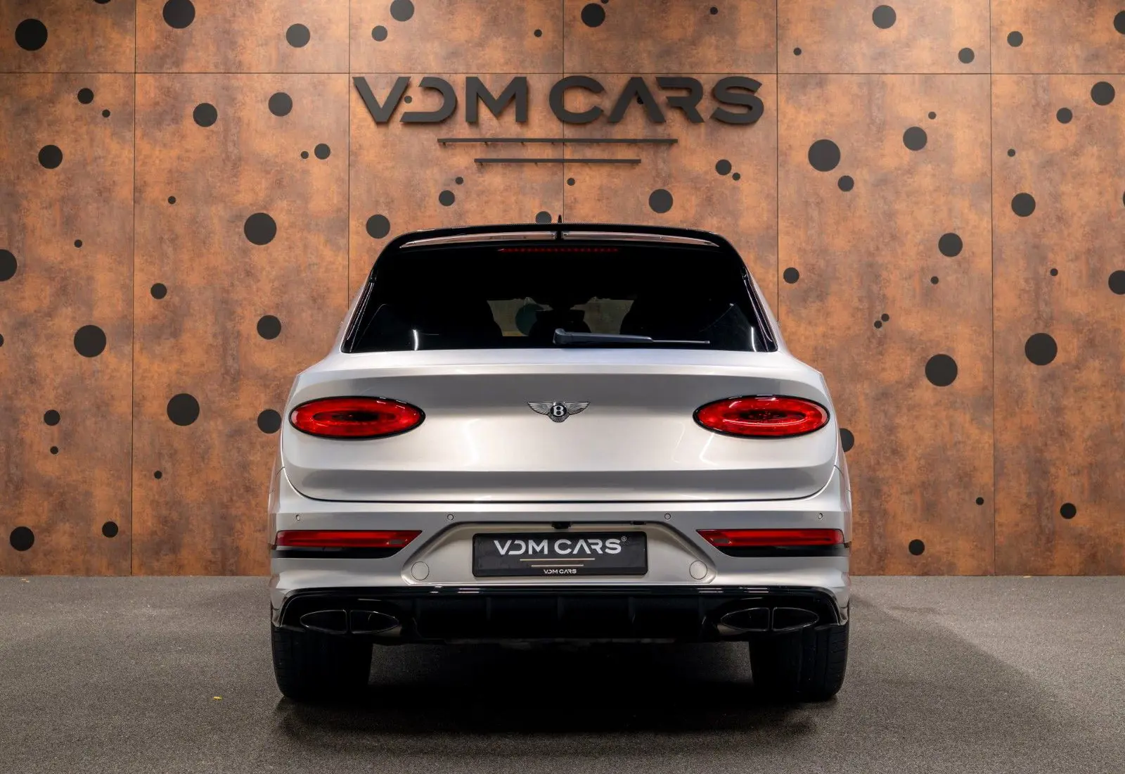 Bentley Bentayga 3.0 Hybrid 4WD * FIRST EDITION * NAIM *  - 135318