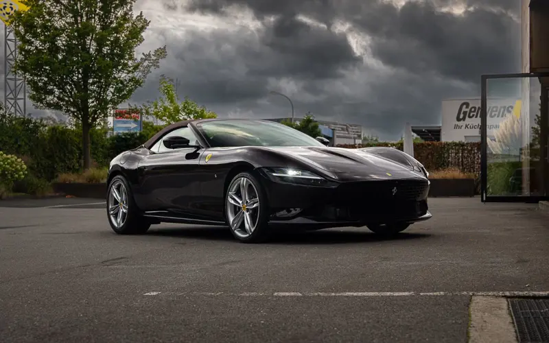 Ferrari Roma Spider * SPECIAL COLOR * VENT * VOLL * LP €345.000 - 171211
