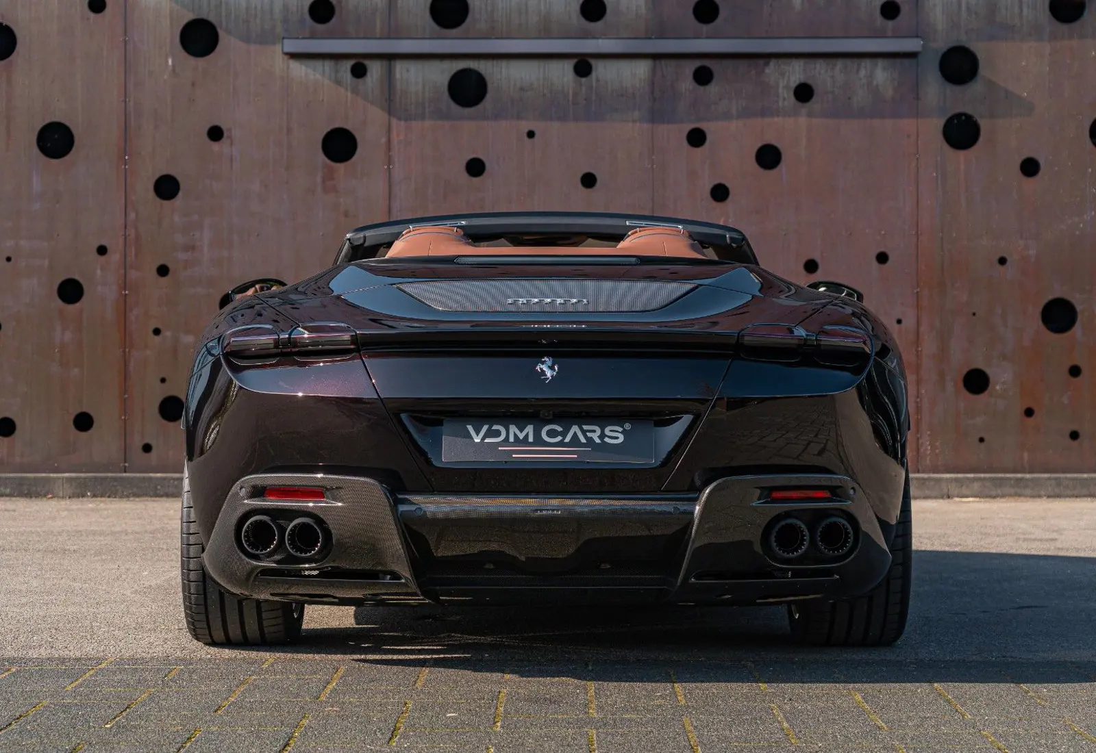 Ferrari Roma Spider * SPECIAL COLOR * VENT * VOLL * LP €345.000 - 167810