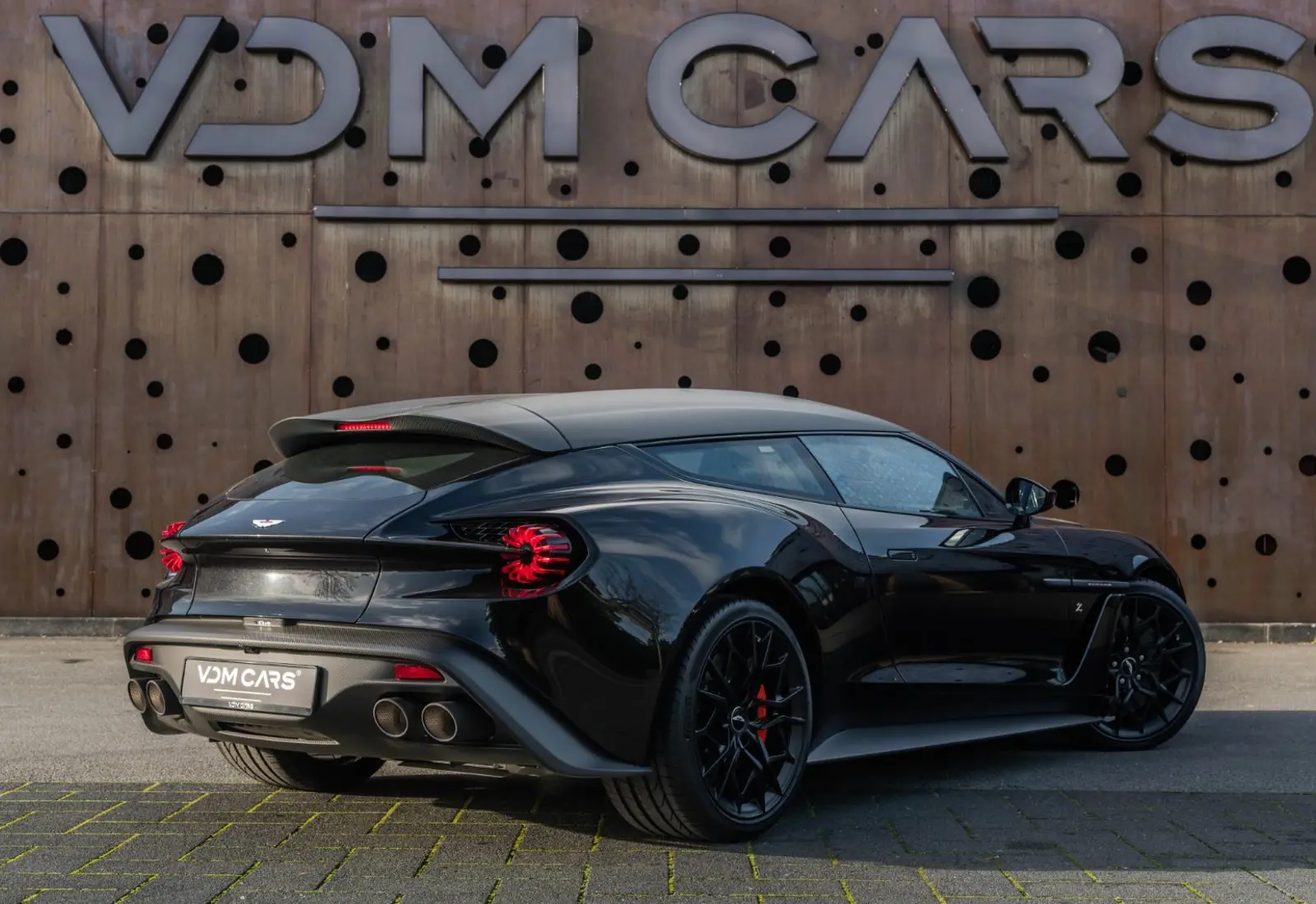 Aston Martin Vanquish Zagato Shooting Brake NEW SERVICE ! NEW - 125086