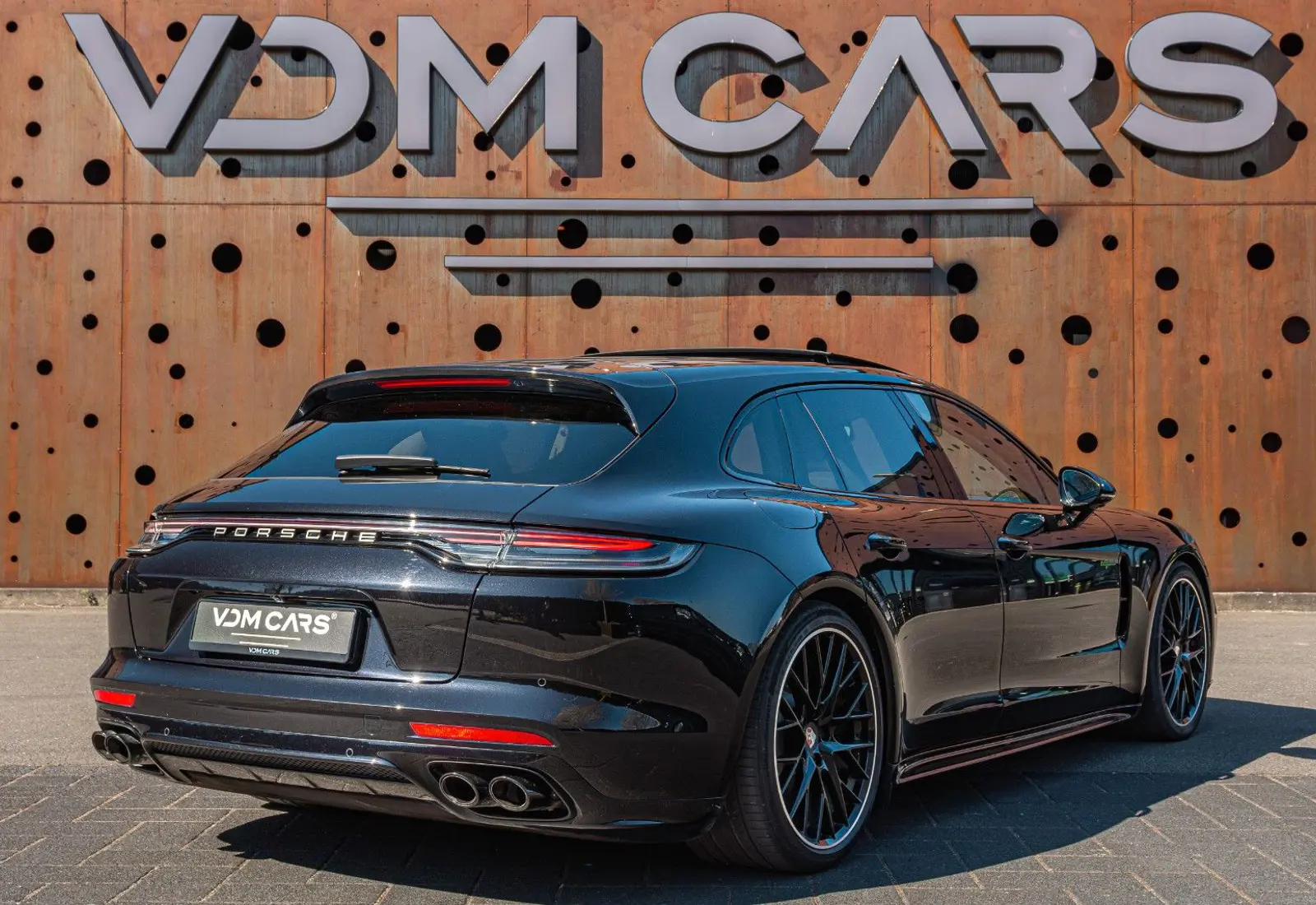 Porsche Panamera Sport Turismo 4 E-Hybrid Platinum Editi - 144967