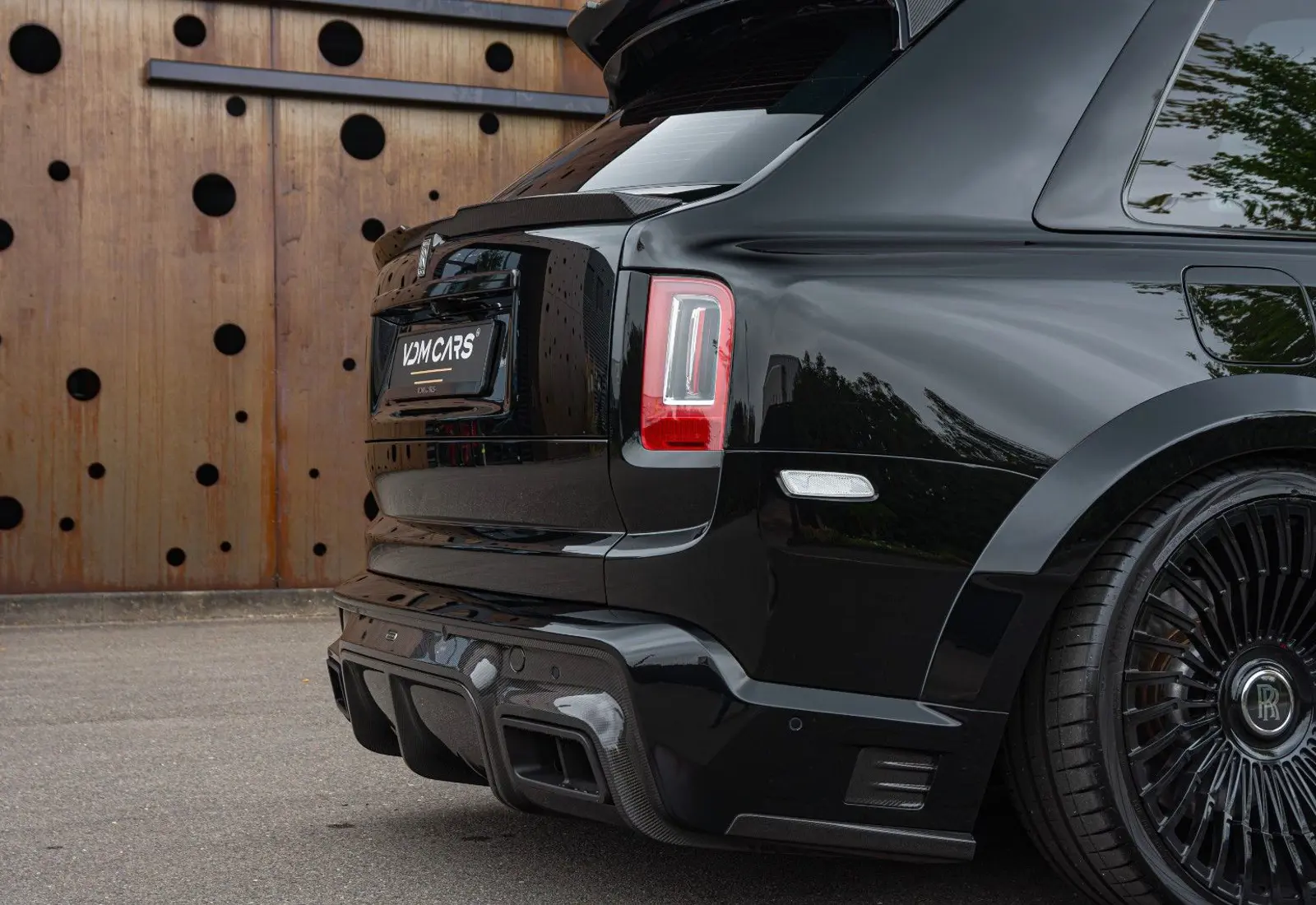 Rolls-Royce Cullinan URBAN WIDETRACK * CARBON * VOSSEN * REAR ENT. - 86343