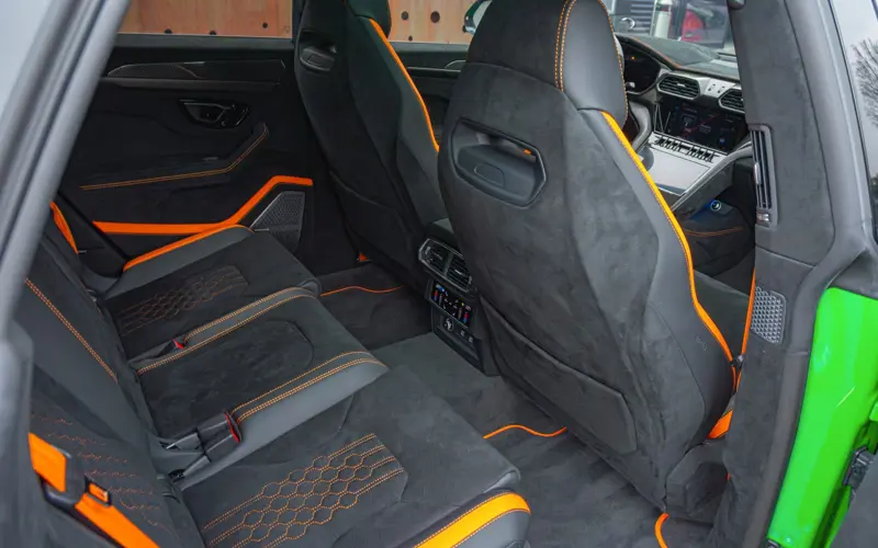 Lamborghini Urus 4.0 V8 Performante * AKRA * FULL CARBON * PANO *  - 105552