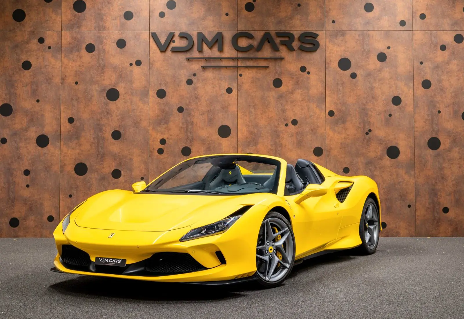 Ferrari F8 Spider * LIFT * AFS1 * CARBON * Racing Seats *  - 144891