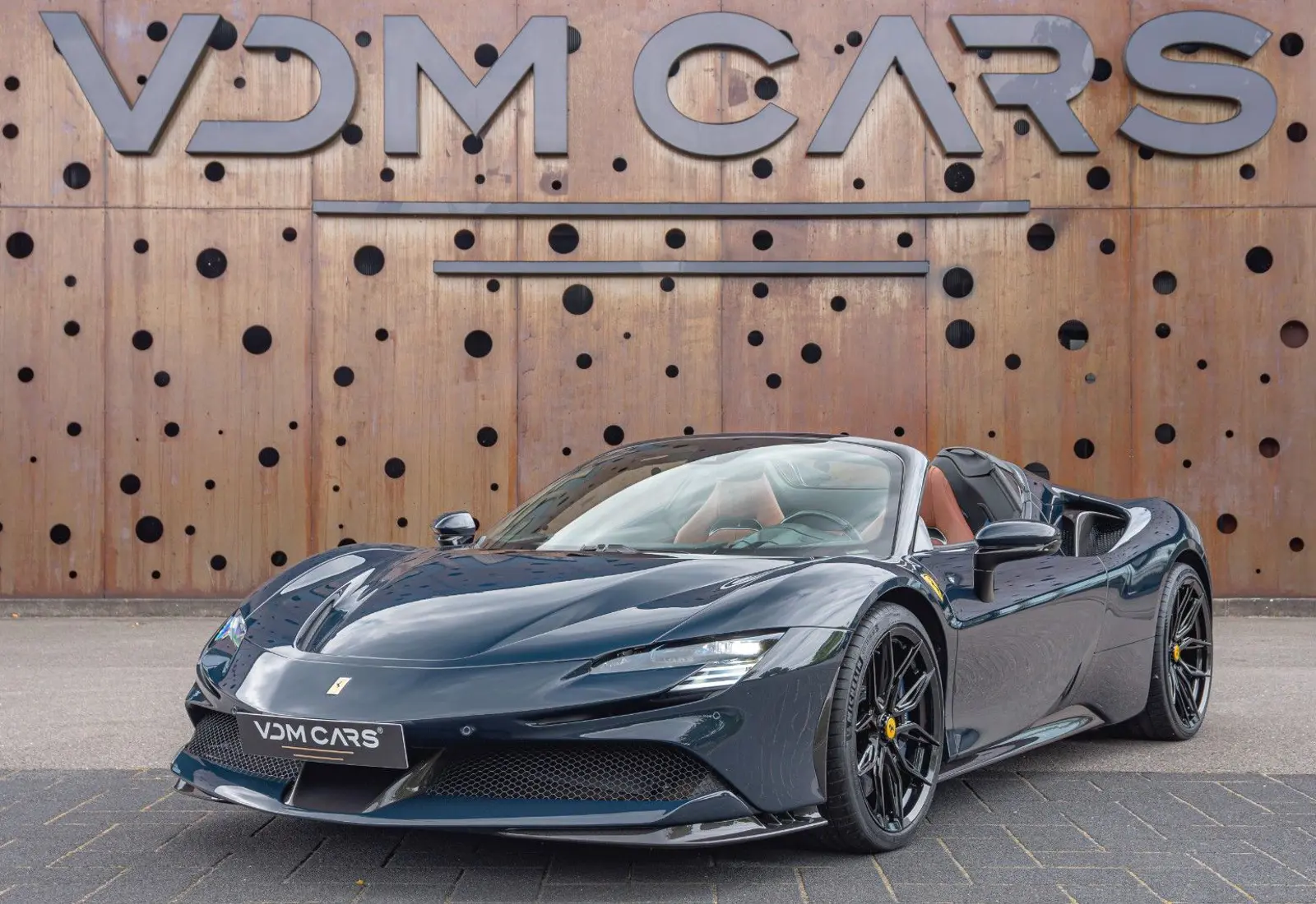 Ferrari SF90 Spider * CARBON(12x) * CARPLAY * LIFT * TWO-TONE *  - 119483