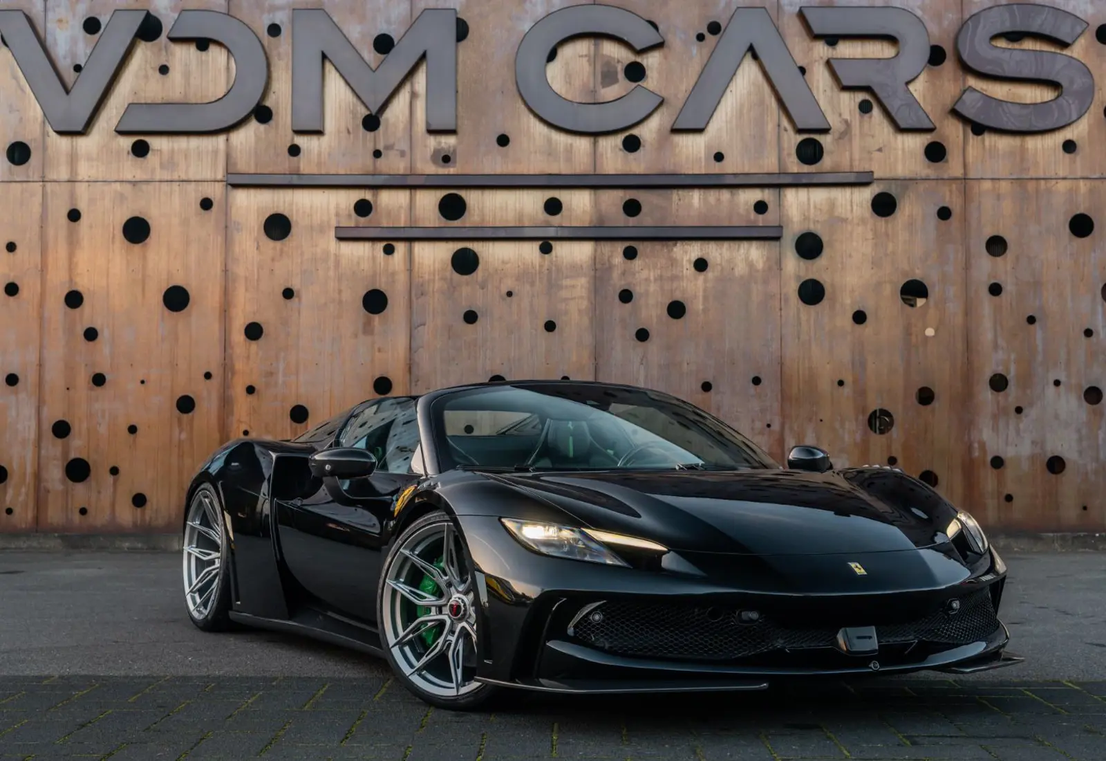 Ferrari 296 GTS N-LARGO * 1 OF 15 * FULL CARBON * LIFT * ADAS *  - 124807