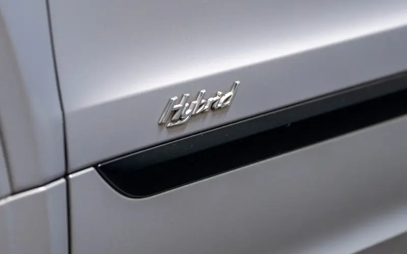 Bentley Bentayga 3.0 Hybrid 4WD * FIRST EDITION * NAIM *  - 135358