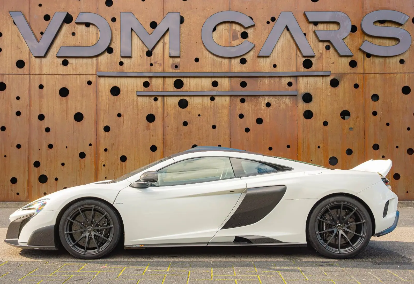 McLaren 675LT | 1st Owner | MSO Roof Scoop | Carbon | - 71394